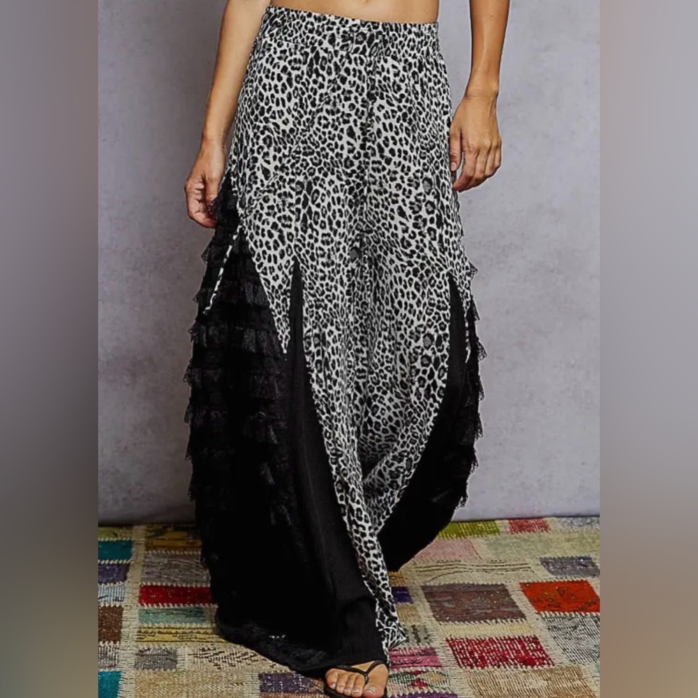 Leopard Print Lace Women's Pants - Picture 3 of 4